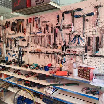 Onderdelen - montage en onderhoud racefiets sportfiets mtb  beschikbaar voor biedingen