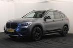 BMW X1 sDrive18i Executive |Navi| (bj 2020, automaat), Auto's, BMW, Gebruikt, Bedrijf, 1405 kg, 750 kg
