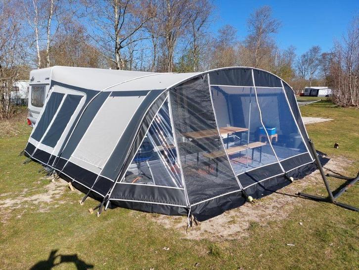 Voortent Unico Rimini, Hobby en Vrije tijd, Overige Hobby en Vrije tijd, Zo goed als nieuw, Ophalen