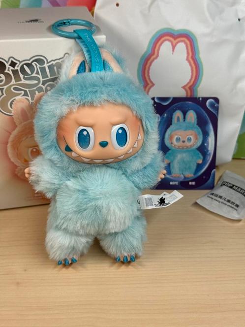 Labubu V3 Hope - Big Into Energy Serie - Authentiek Popmart, Kinderen en Baby's, Speelgoed | Knuffels en Pluche, Zo goed als nieuw