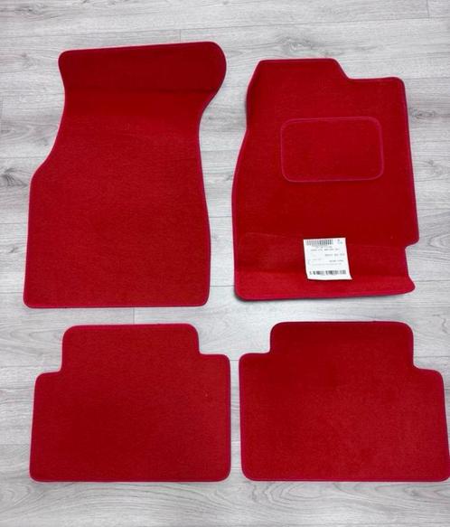 Honda Civic 1995-2001 EK Ek9 Mattenset Rood RHD Rechts-stuur, Auto diversen, Tuning en Styling, Ophalen of Verzenden