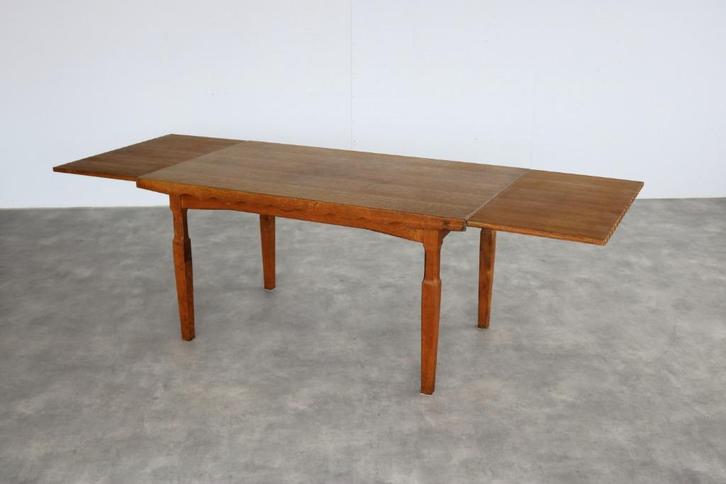 brutalist eettafel | vintage tafel | eiken | Kjaernulf, Huis en Inrichting, Tafels | Eettafels, Gebruikt, 50 tot 100 cm, 100 tot 150 cm