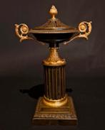 Antieke Empire bronzen parfumbrander, Ophalen