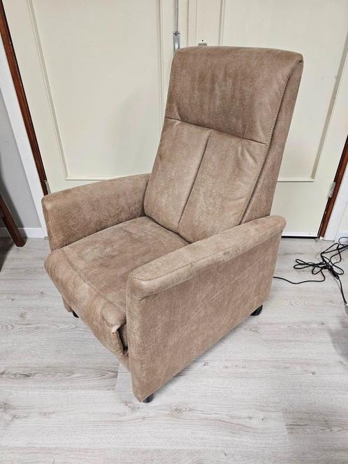 Actisit sta op stoel / relaxfauteuil voor €275,-, Huis en Inrichting, Fauteuils, Gebruikt, 50 tot 75 cm, Minder dan 75 cm, Ophalen