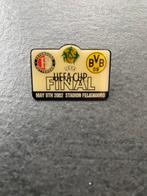 Pin finale uefacup Feyenoord, Verzamelen, Speldjes, Pins en Buttons, Verzenden, Zo goed als nieuw, Sport