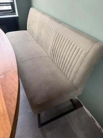 Nette eetbank 170cm beschikbaar voor biedingen