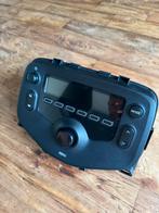 Peugeot 108 auto radio, Auto diversen, Autoradio's, Ophalen of Verzenden, Zo goed als nieuw