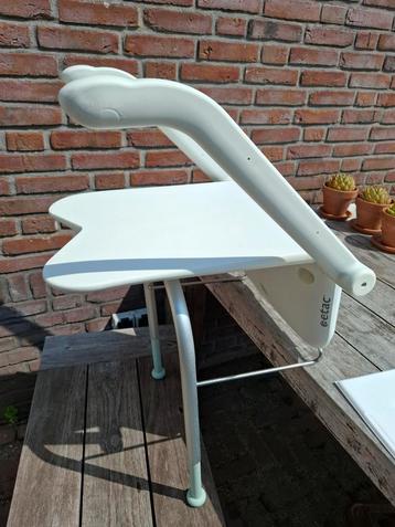 Etac douchestoel wandbevestiging erg netjes beschikbaar voor biedingen