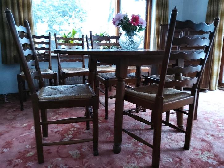 Eiken eettafel met stoelen met biezen matten, Huis en Inrichting, Tafels | Eettafels, Gebruikt, 100 tot 150 cm, 100 tot 150 cm
