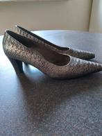 Elegante pumps met slangenprint. Maat 38.5, Ophalen of Verzenden, Gedragen, Grijs