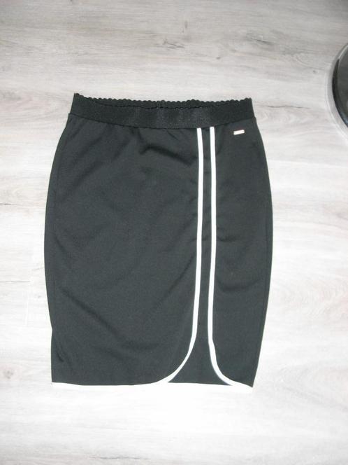 DEPT rok, zwarte rok/skirt met witte bies in mt 38, NIEUW, Kleding | Dames, Rokken, Nieuw, Maat 38/40 (M), Zwart, Ophalen of Verzenden