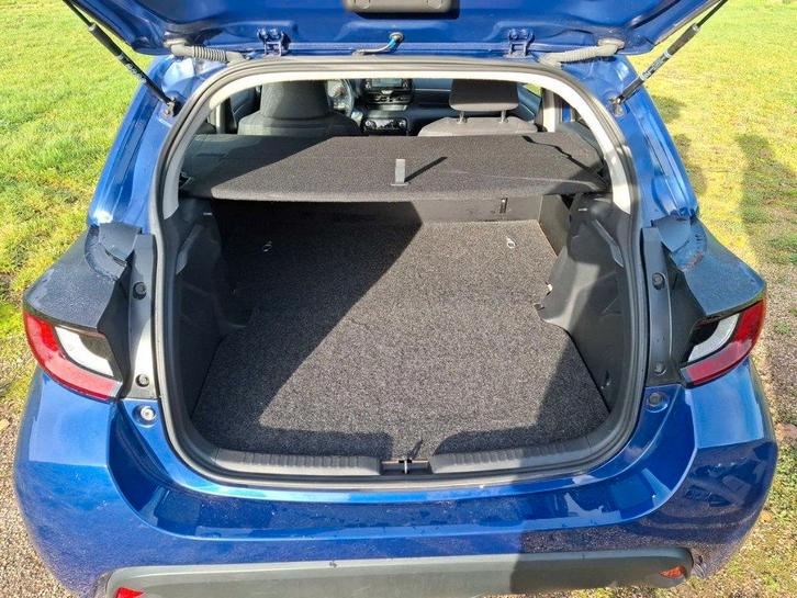 Tussenschot voor Toyota Yaris 2021 Hybride – Grijs Kenteken, Auto-onderdelen, Interieur en Bekleding, Toyota, Ophalen