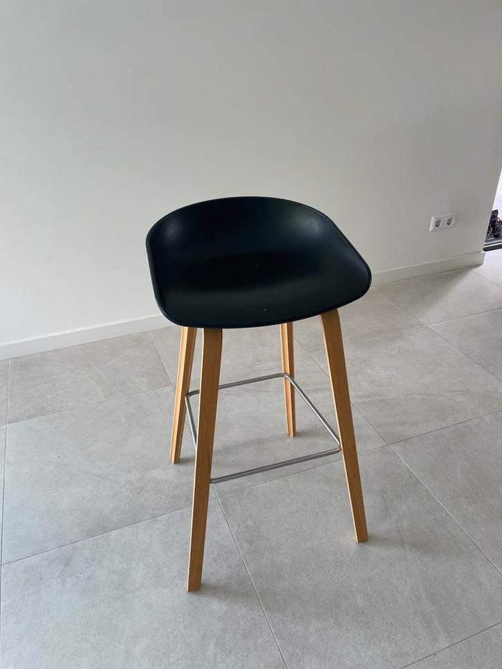 Hay Barkruk - Light Oak - Gebruikt, Huis en Inrichting, Barkrukken, Gebruikt, 60 tot 90 cm, Hout, 1 kruk, Ophalen