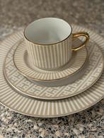 Action servies, Ophalen of Verzenden