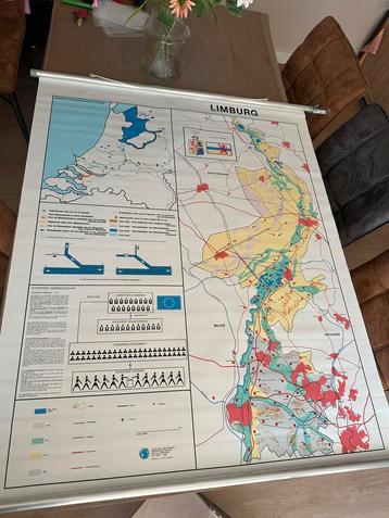 Schoolplaat, kaart van de provincie Limburg beschikbaar voor biedingen