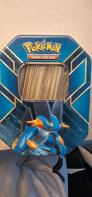Pokémon Kaarten Tin - 250+ Kaarten beschikbaar voor biedingen