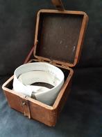 Boordenkoffertje + boorden/kragen ,leer,stoer brocante, Ophalen of Verzenden