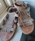 Minnetonka Fringe Ibiza Boho Indianen sandalen 9 40 Beige, Kleding | Dames, Verzenden, Beige, Sandalen of Muiltjes, Zo goed als nieuw