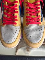 Travis Scott Jordan 1 Low Canary - Maat 47, Kleding | Heren, Schoenen, Ophalen of Verzenden, Gedragen, Overige kleuren, Sneakers of Gympen