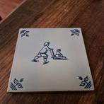 Oude Tegel Man met de Slee 13 cm groot, Antiek en Kunst, Ophalen of Verzenden