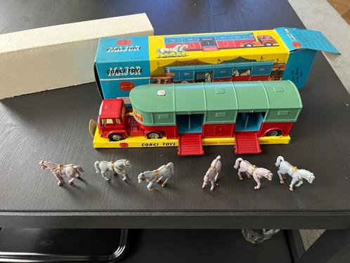 Corgi Toys chipperfields horse Transporter bedford, Hobby en Vrije tijd, Modelauto's | 1:43, Nieuw, Bus of Vrachtwagen, Corgi