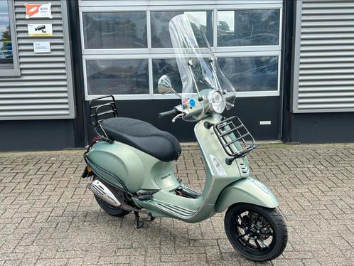 Vespa Primavera 50 4T Brom 2018 Schade, Fietsen en Brommers, Brommers | Schadebrommers, Vespa, Ophalen