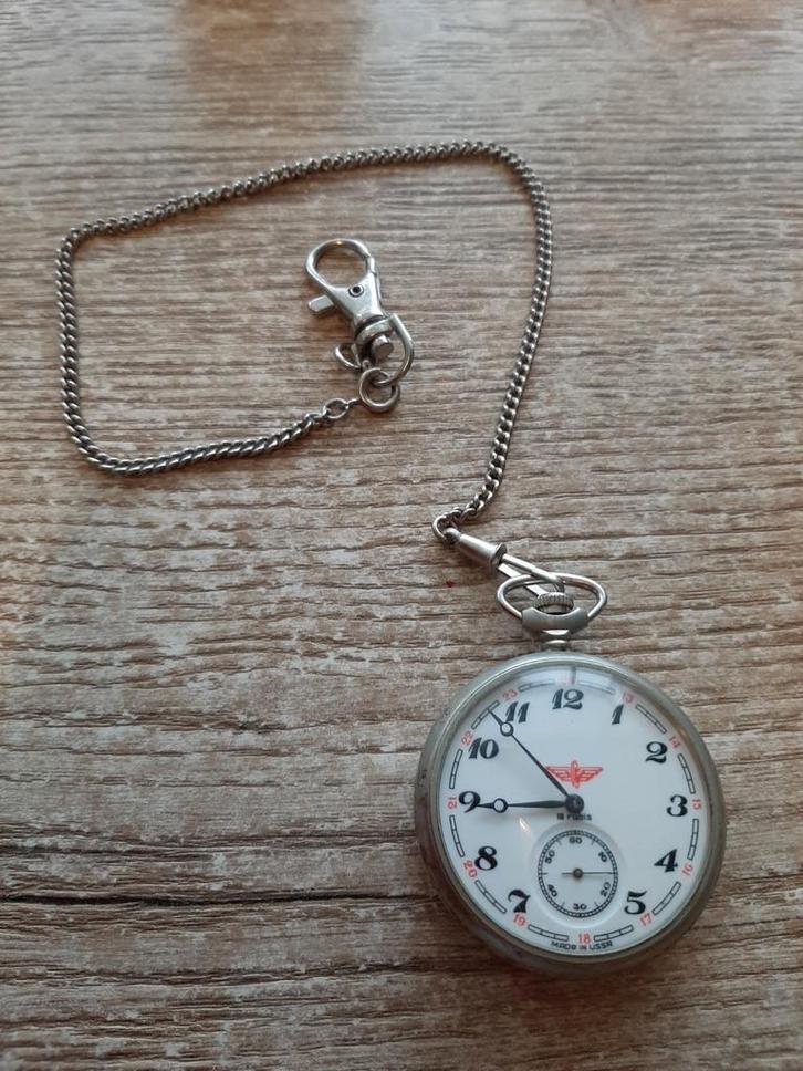 Vintage Molnija Zakhorloge Stoomlocomotief, Sieraden, Tassen en Uiterlijk, Horloges | Antiek, Zakhorloge, Overige merken, Staal