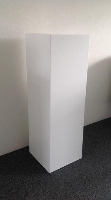 MAATWERK; WITTE ZUIL SOKKEL PILAAR KOLOM CONSOLE 100x30x30cm beschikbaar voor biedingen