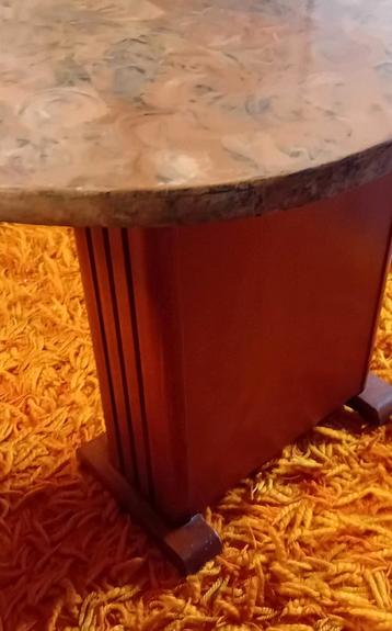 Art Deco Bijzettafel Notenhout beschikbaar voor biedingen