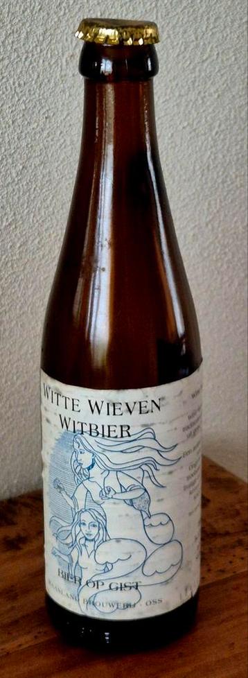 leeg flesje WITTE WIEVEN wit bier MAASLAND OSS uit 1991 beschikbaar voor biedingen