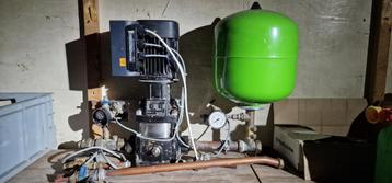 hydrofoorpomp beschikbaar voor biedingen