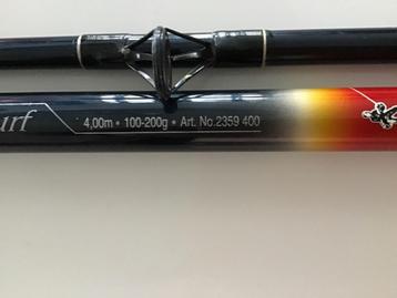 Zee , strand vissen hengel compleet met molen beschikbaar voor biedingen