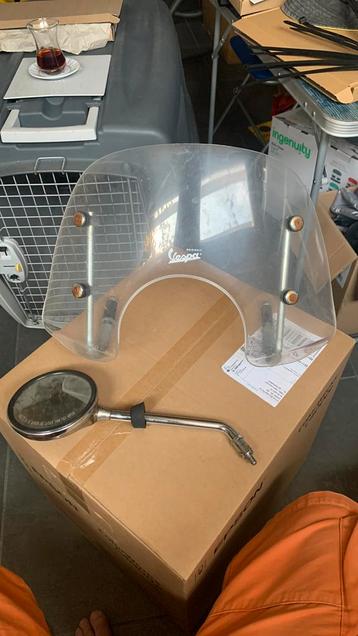 Vespa Windscherm beschikbaar voor biedingen