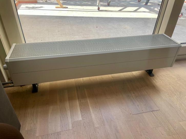 Radiator, Doe-het-zelf en Verbouw, Verwarming en Radiatoren, Zo goed als nieuw, Radiator, 30 tot 80 cm, 60 tot 150 cm, Ophalen