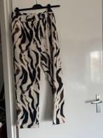 Broek - Maat 36, Kleding | Dames, Broeken en Pantalons, Overige kleuren, Ophalen of Verzenden, Zo goed als nieuw, Maat 36 (S)