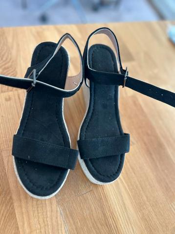 Zwarte Sleehak Sandalen maat 43 beschikbaar voor biedingen