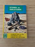 Stenen en edelstenen Herbert S. Zim, Ophalen of Verzenden, Gelezen, Overige onderwerpen