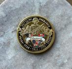 US Army victory D-Day coin, Ophalen of Verzenden, Amerika, Embleem of Badge