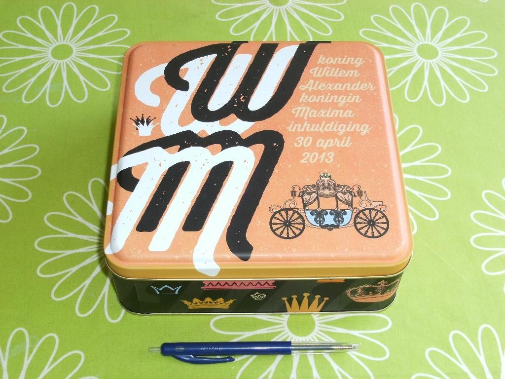 Koekblik inhuldiging Koninklijk paar 30 april 2013, Verzamelen, Koninklijk Huis en Royalty, Ophalen of Verzenden, Zo goed als nieuw