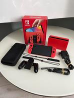 Nintendo Switch Oled Mario Red Edition - Nieuwstaat, Ophalen of Verzenden, Zo goed als nieuw, Met 2 controllers, Switch OLED