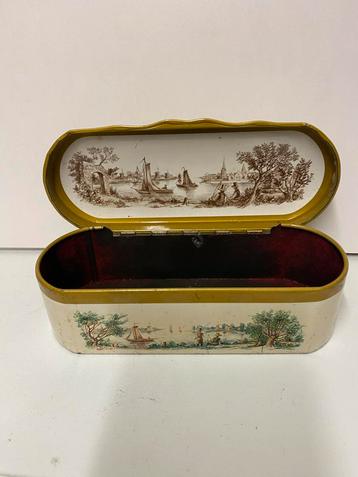 Vintage Sieradendoosje met Landschap beschikbaar voor biedingen