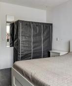 Kleding kast moet weg 18 januari, Huis en Inrichting, Kasten | Kledingkasten, Ophalen, Overige materialen, Met deur(en), 100 tot 150 cm