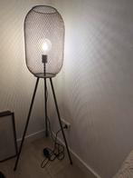 Bronzen Staande Lamp met Lichtbol, Huis en Inrichting, Gebruikt, 100 tot 150 cm, Ophalen of Verzenden, Brons