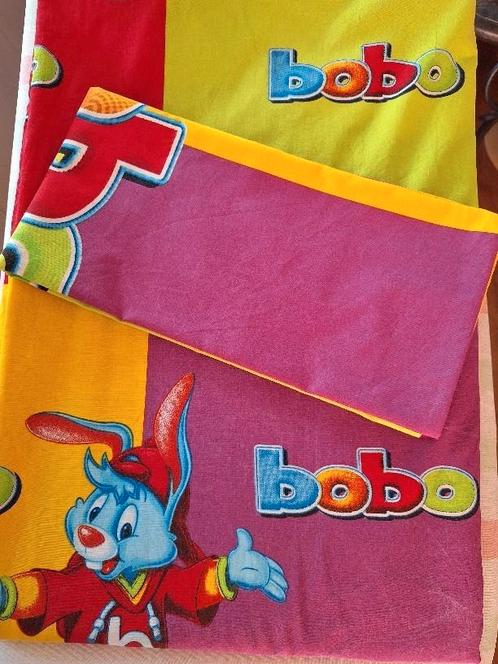 Mooi Bobo hoes set met sloop., Kinderen en Baby's, Kinderkamer | Beddengoed, Zo goed als nieuw, Dekbedovertrek, Jongetje of Meisje