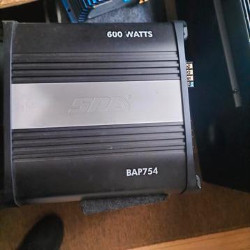 Eindversterkers beschikbaar voor biedingen