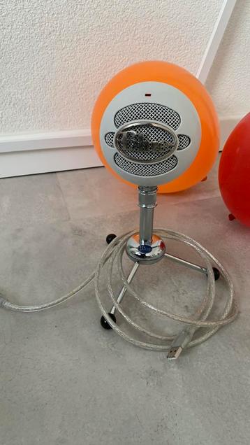 Blue Snowball iCE USB Microfoon – Wit – Inclusief Statief en beschikbaar voor biedingen