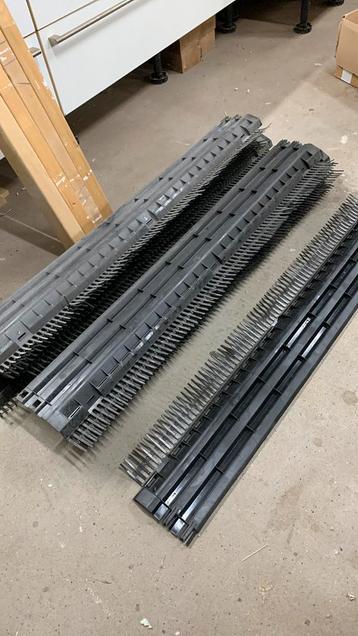 Dakvoet 20 stuks beschikbaar voor biedingen