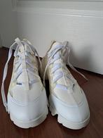 Witte sneakers nieuw 38, Nieuw, Verzenden