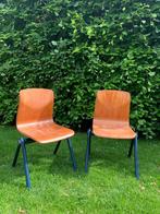 Pagholz schoolstoelen, Ophalen, Gebruikt, Twee, Bruin