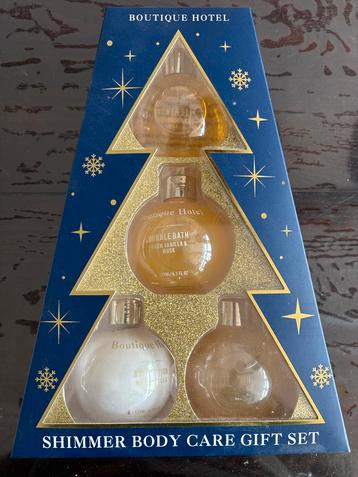 Boutique Hotel Shimmer Body Care Gift Set beschikbaar voor biedingen